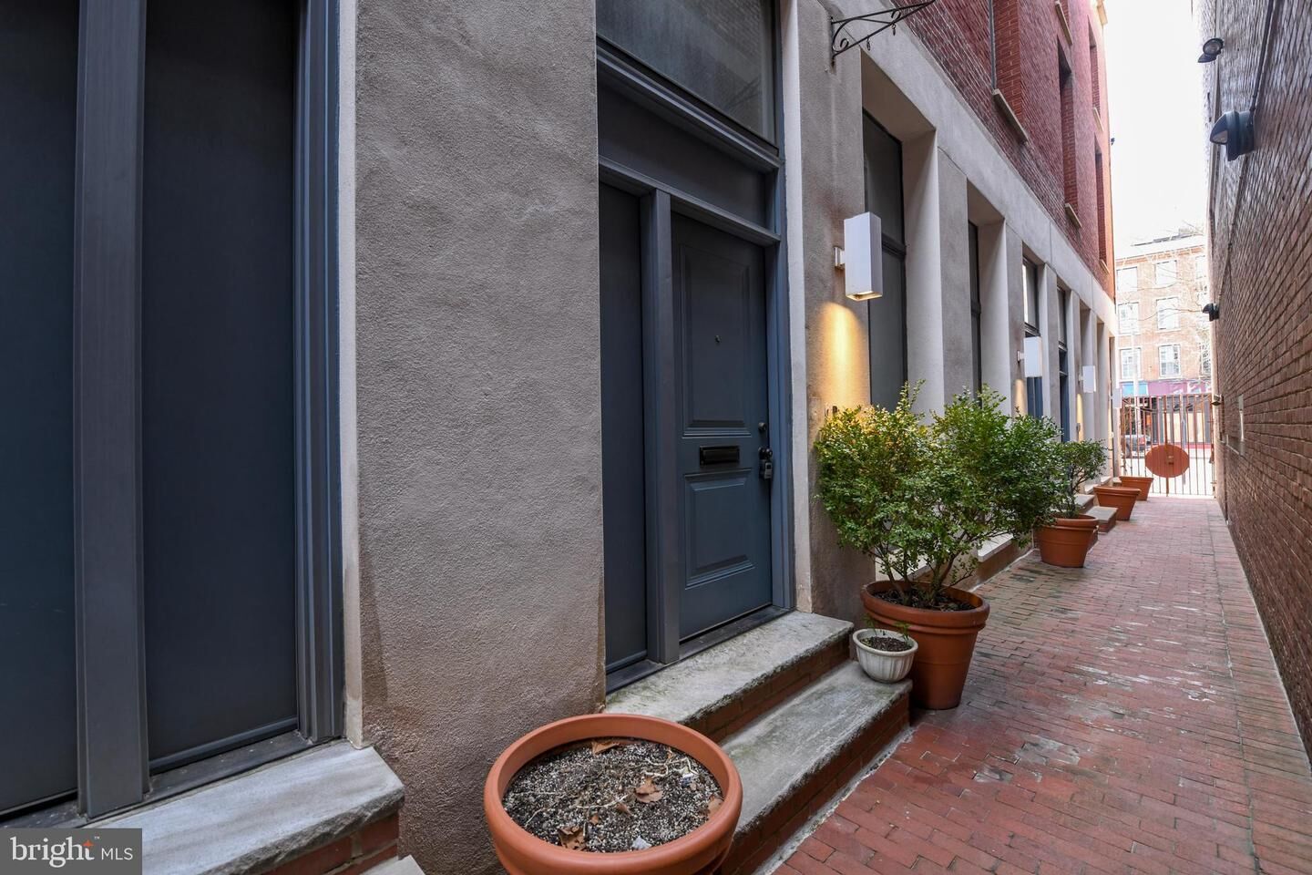 Property Photo: 210 Church Street D PA 19106