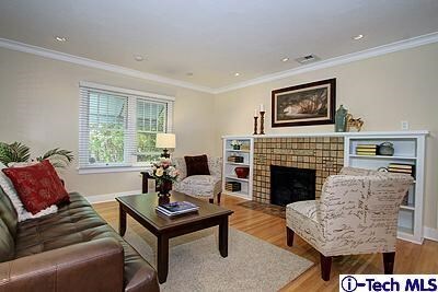 Property Photo: 1269 E Elizabeth Street CA 91104