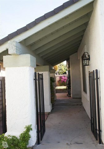 Property Photo:  1318 Village Court  CA 93065 