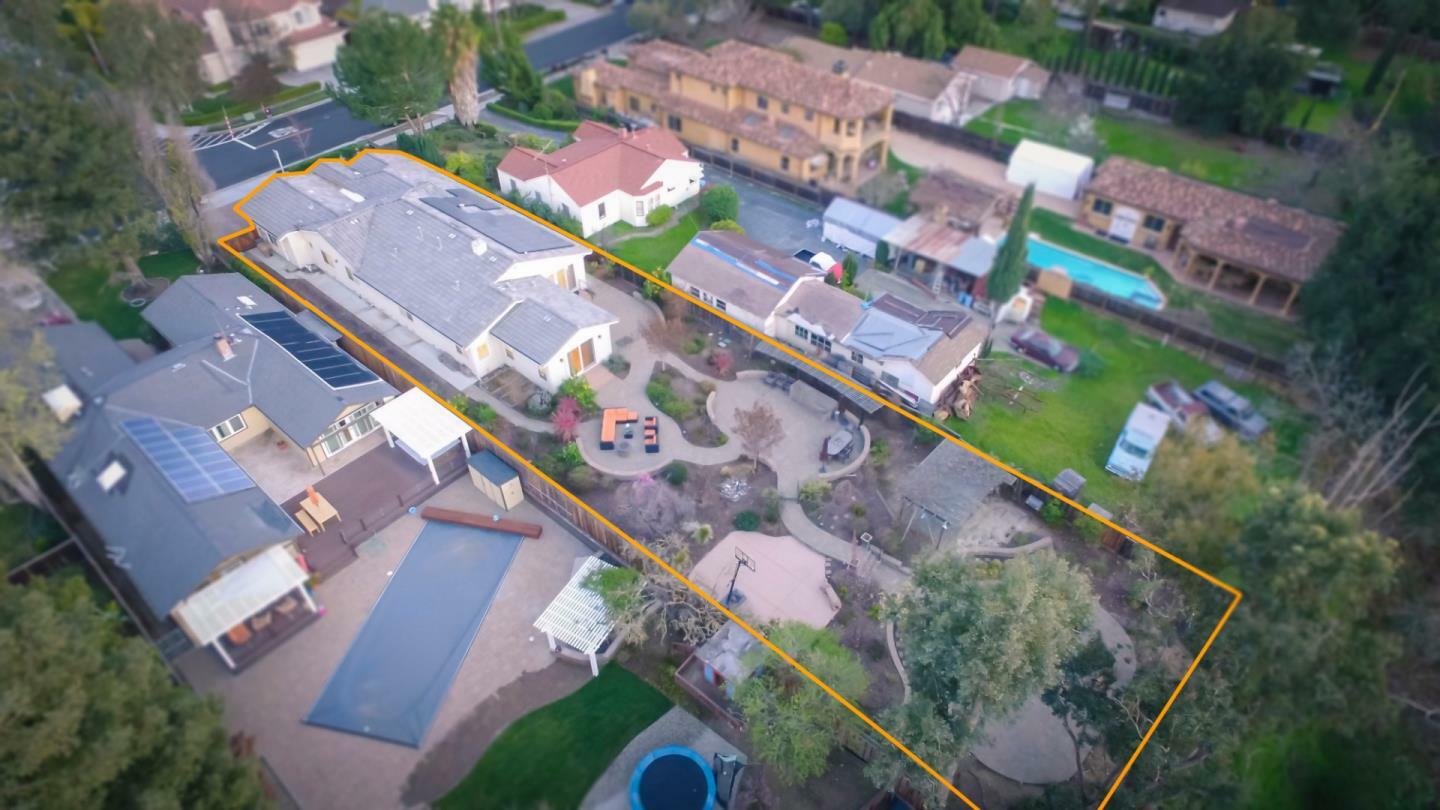 Property Photo: 10067 Byrne Avenue CA 95014