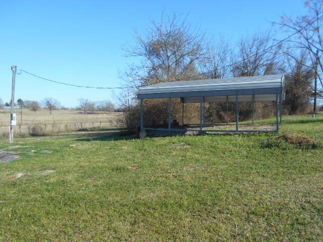 Property Photo:  516 Concho  TX 75783 