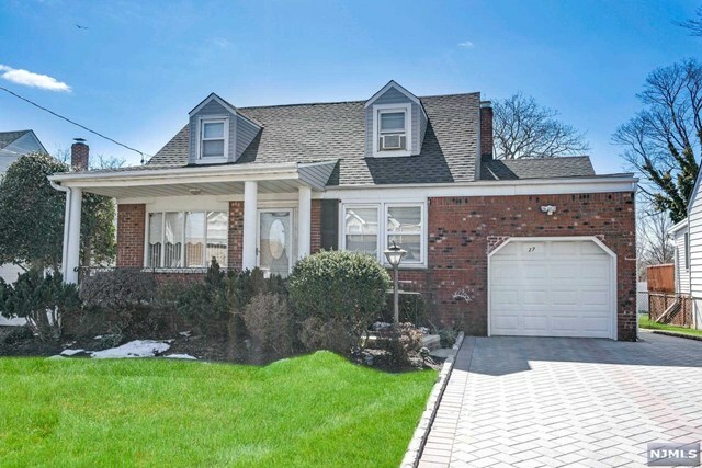 Property Photo:  27 Noel Drive  NJ 07031 