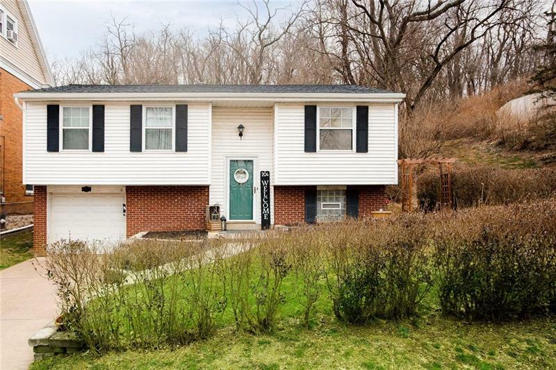 Property Photo:  204 Scotia St  PA 15205 