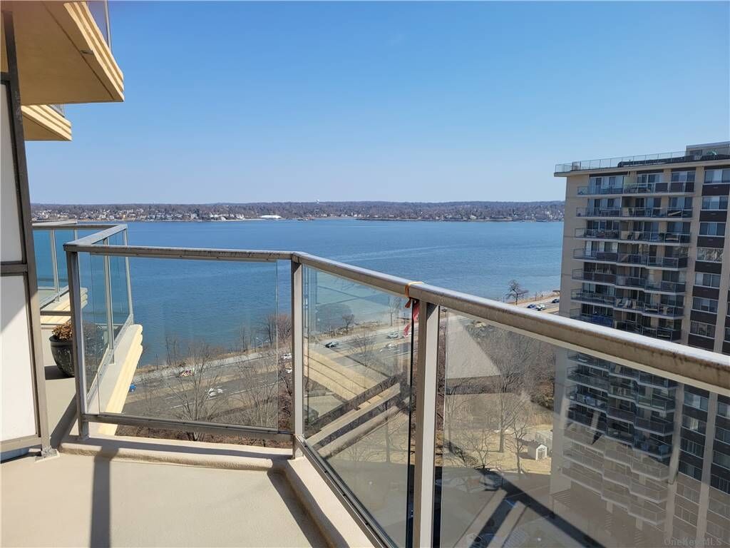 Property Photo:  18-05 215th Street 16 G  NY 11360 