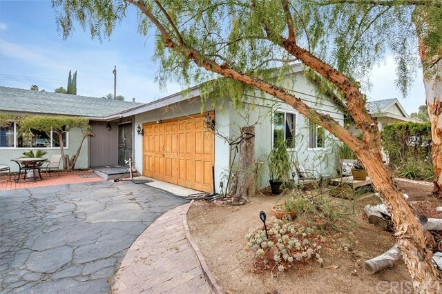 Property Photo:  27123 Barada Avenue  CA 91350 