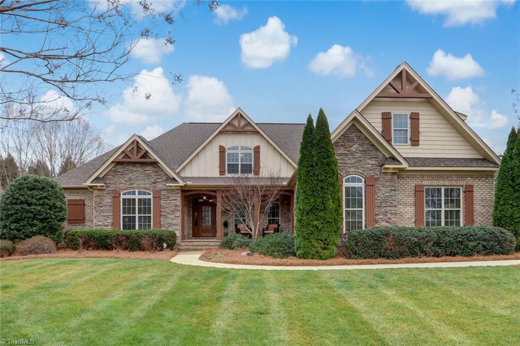 Property Photo: 6794 Meadow View Drive NC 27358