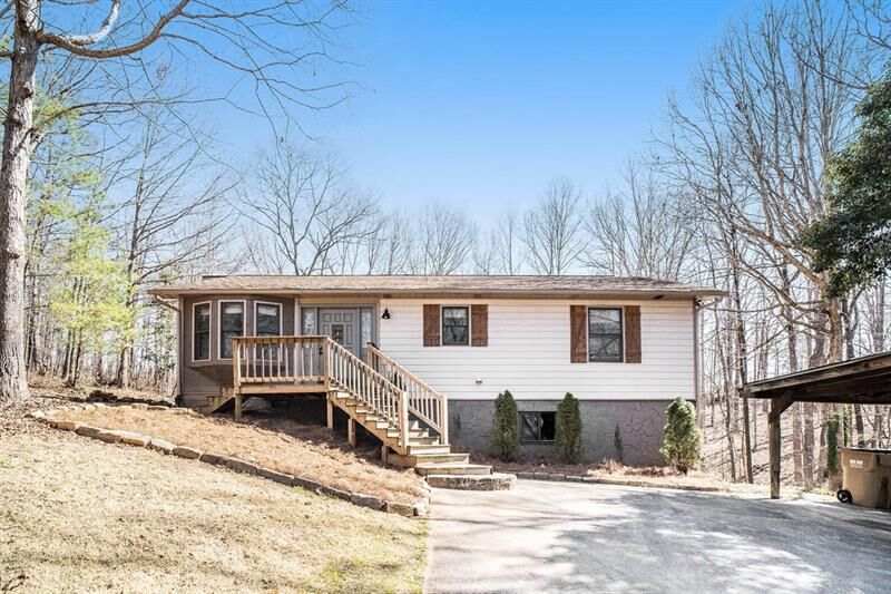 Property Photo: 129 Leaf Lake Drive GA 30024