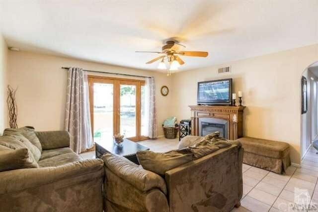 Property Photo:  2326 Heather Street  CA 93065 