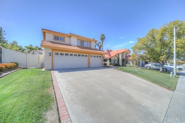 Property Photo:  40231 Holden Circle  CA 92591 