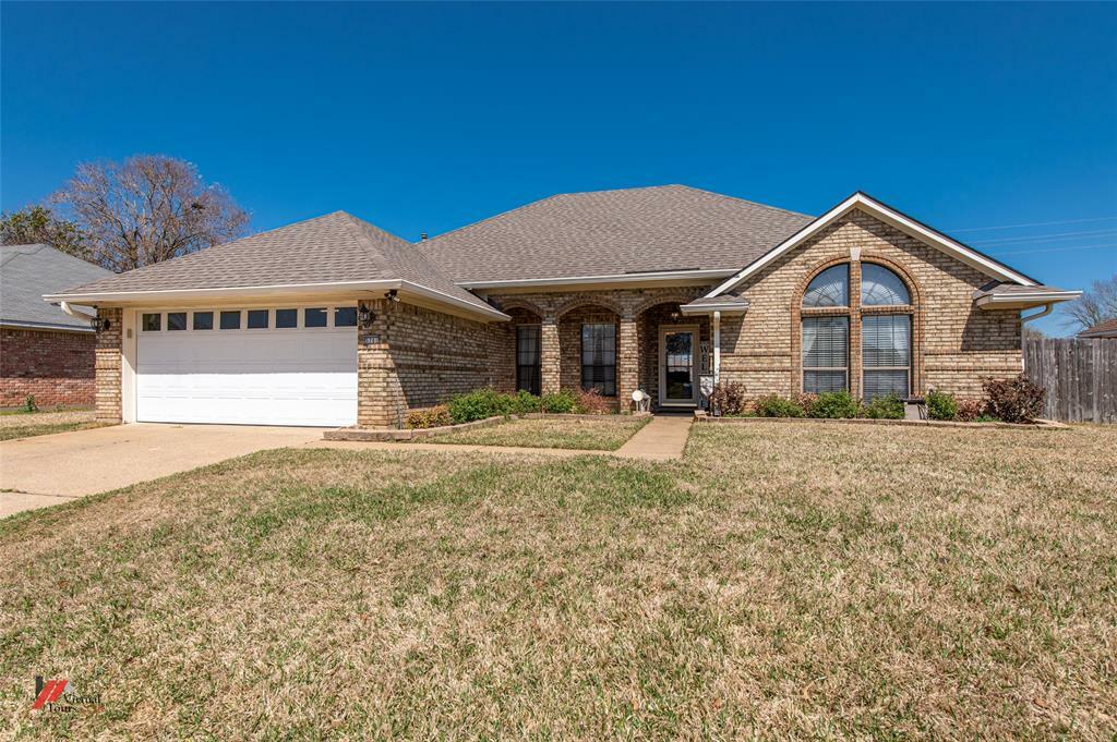 Property Photo: 5701 Bayou Drive LA 71112