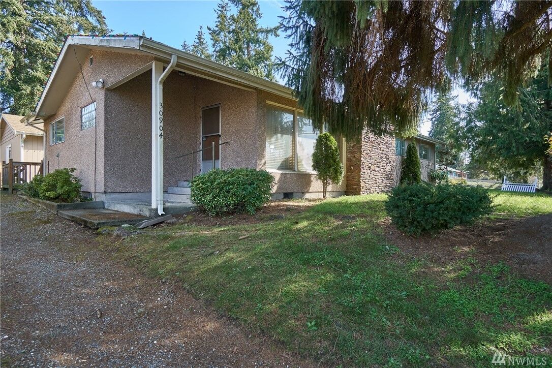 Property Photo:  30904 18th Ave S  WA 98003 
