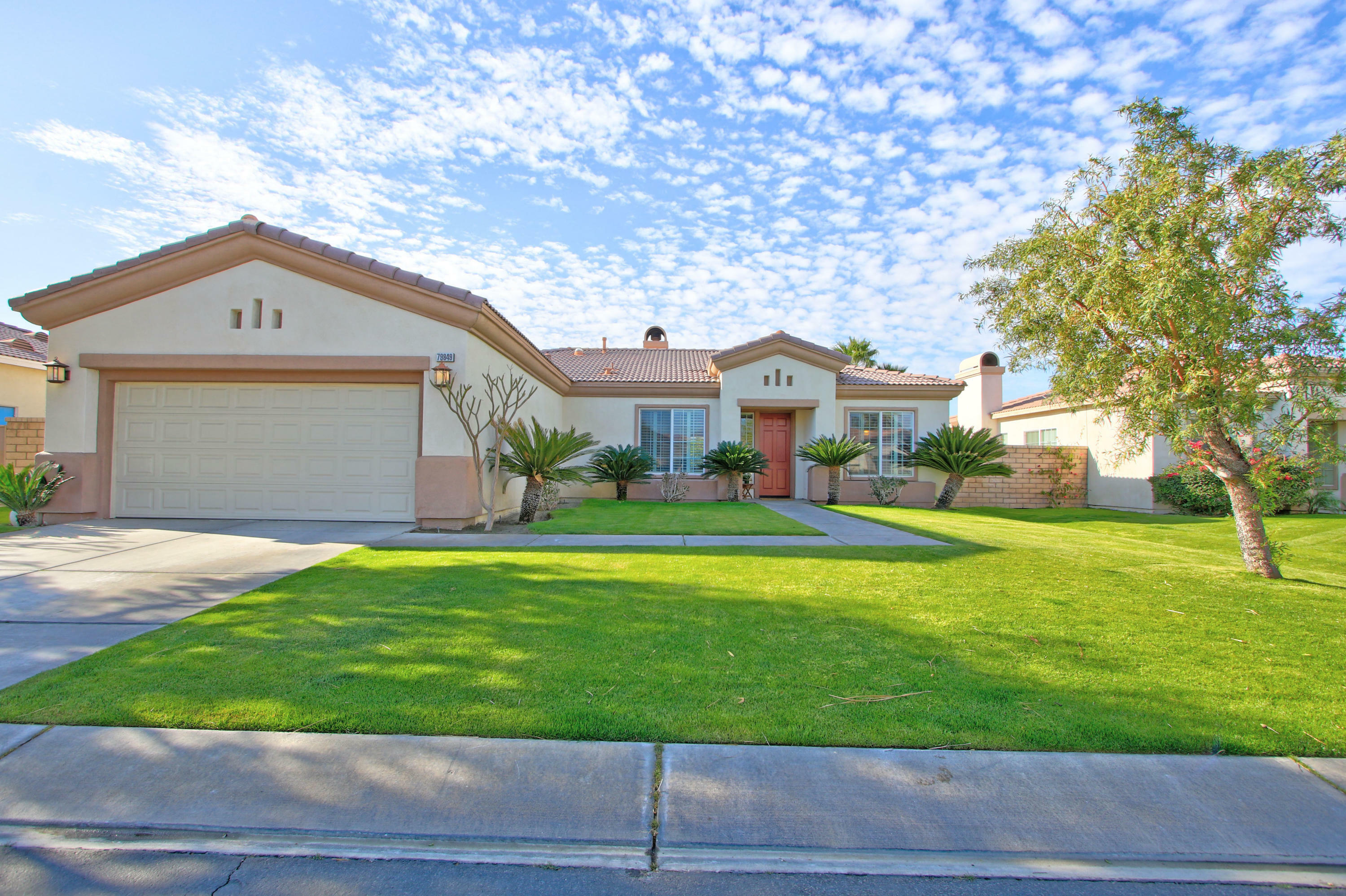 Property Photo:  79849 Barcelona Drive  CA 92253 