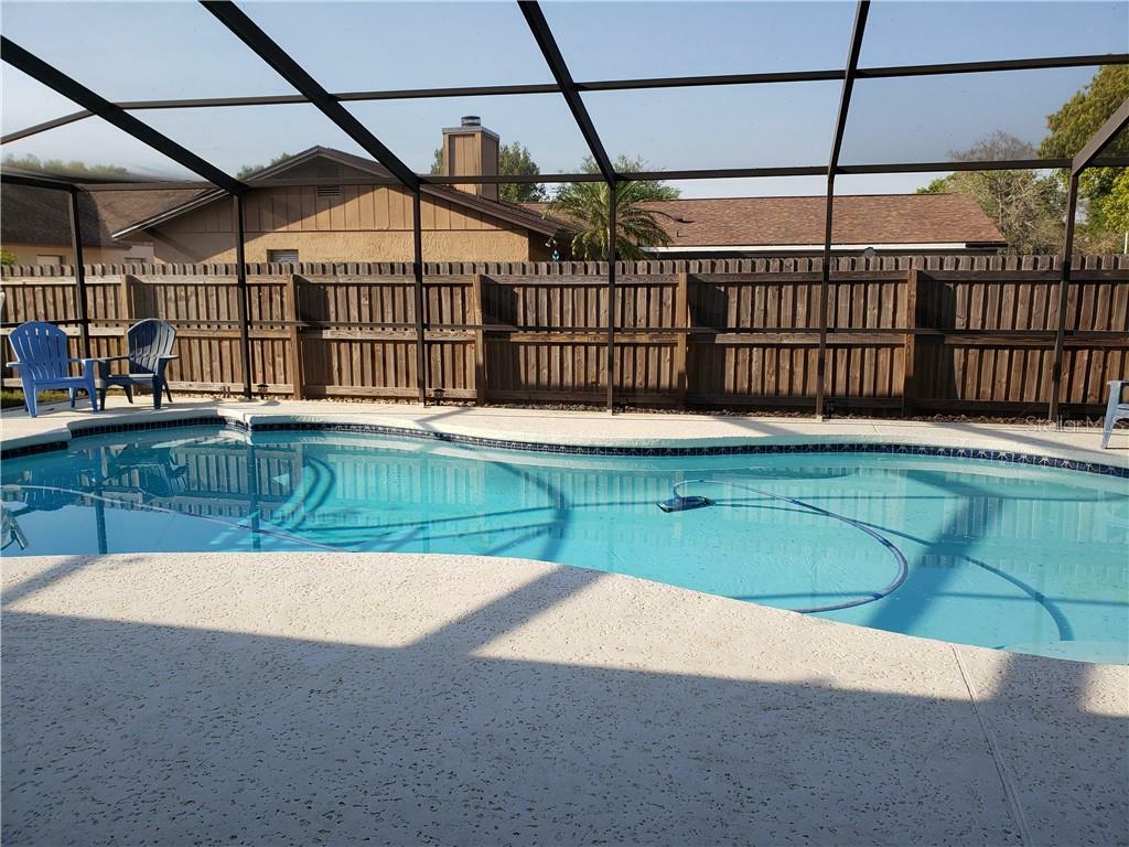 Property Photo:  4027 Bell Grande Drive  FL 33596 