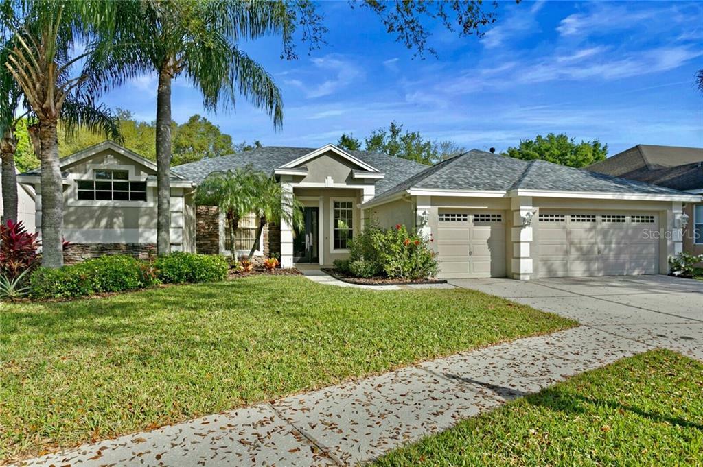 Property Photo:  8204 Nature Cove Way  FL 33647 