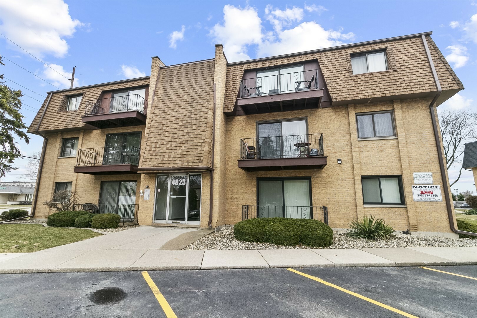 Property Photo:  4823 W 109th Street 5103  IL 60453 