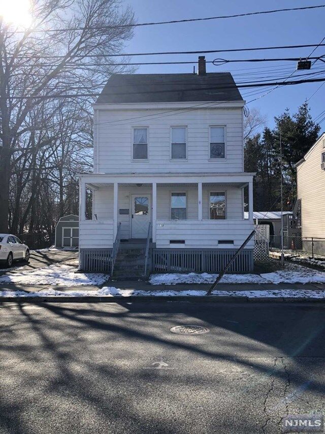 Property Photo:  116 Glover Avenue  NJ 07424 