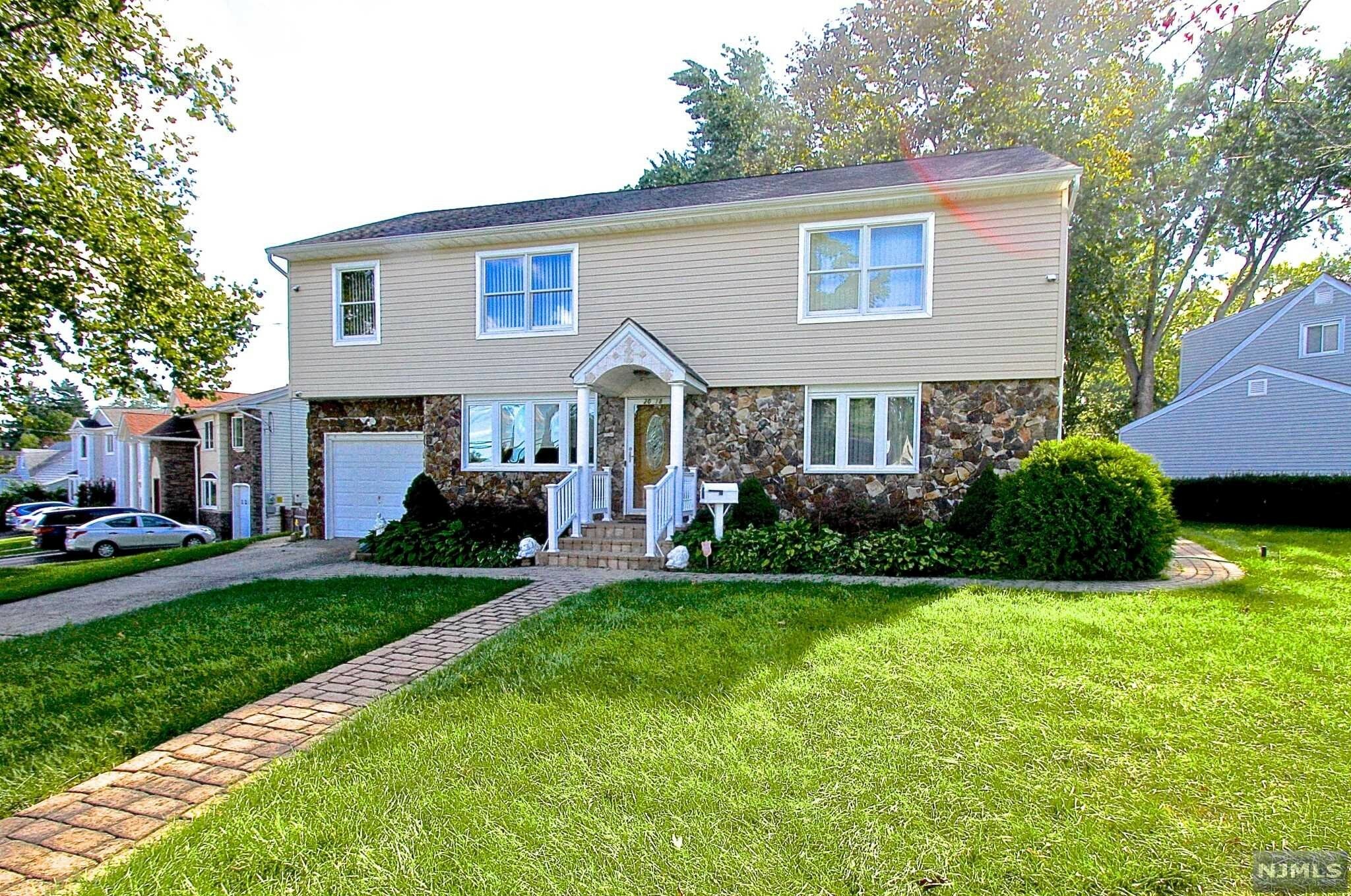 Property Photo:  20-18 Halstead Terrace  NJ 07410 