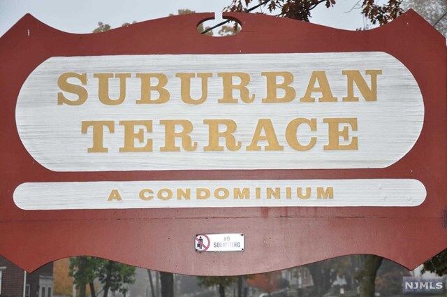 Property Photo:  400 Esplanade 60  NJ 07601 