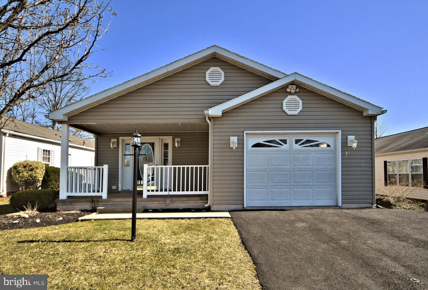 Property Photo: 102 Dyer Court PA 19468