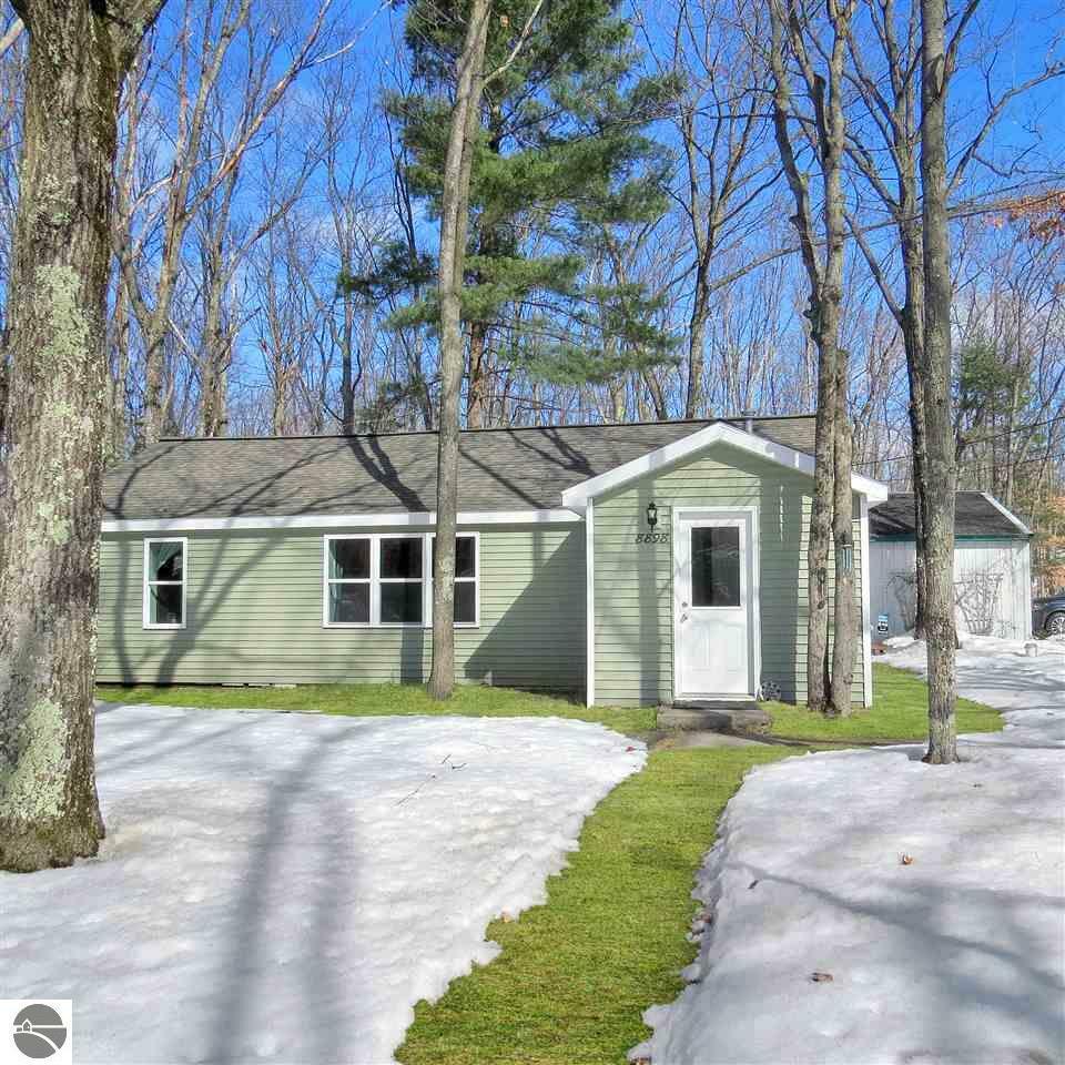 Property Photo: 8898 Vagabond Lane MI 49643