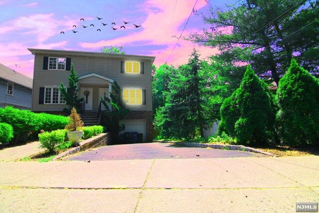 Property Photo:  113 Lafayette Place  NJ 07631 