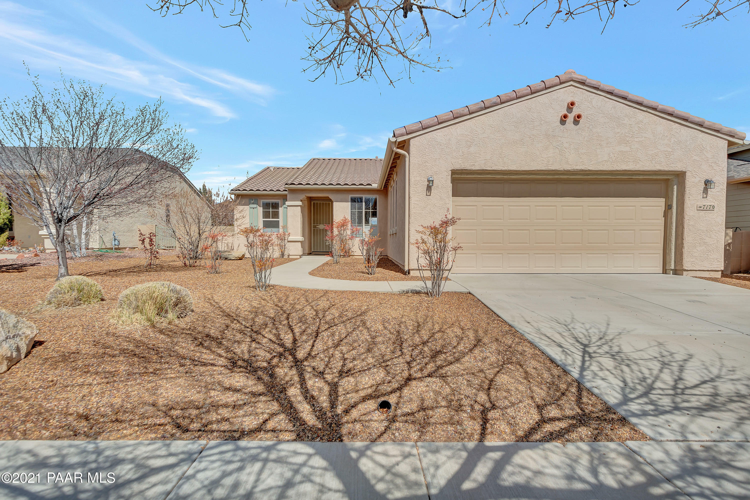 Property Photo:  7170 E Barefoot Lane  AZ 86314 