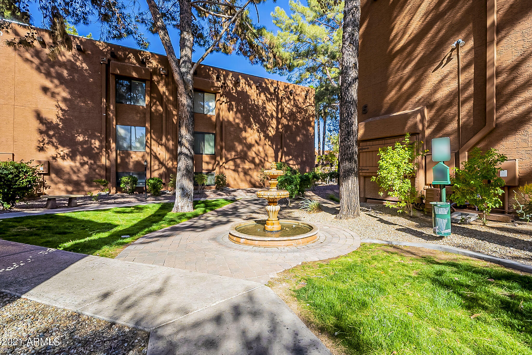 Property Photo: 4704 E Paradise Village Parkway 341 AZ 85032