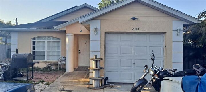 Property Photo: 2310 15th Avenue N FL 33713
