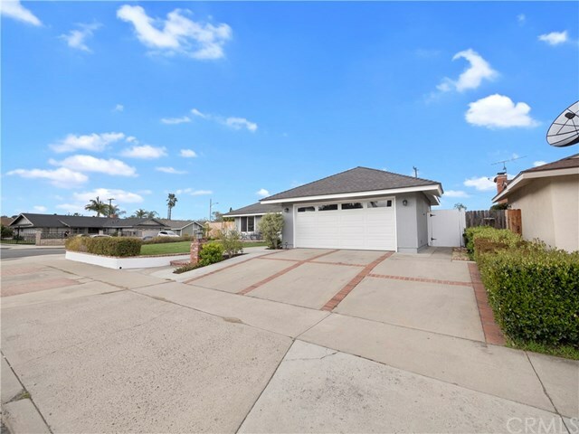 Property Photo:  24722 Calle El Toro Grande  CA 92630 