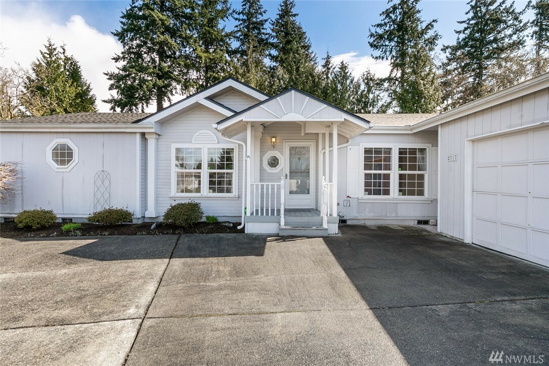 Property Photo:  2717 S 371st St  WA 98003 