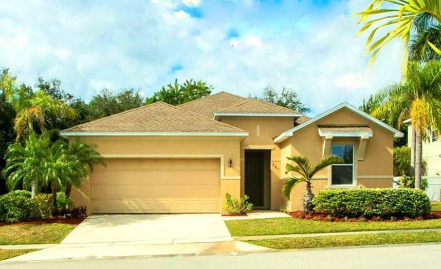 Property Photo:  785 Carriage Lake Way  FL 32968 