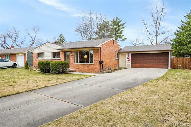 Property Photo: 3614 David K Drive MI 48329
