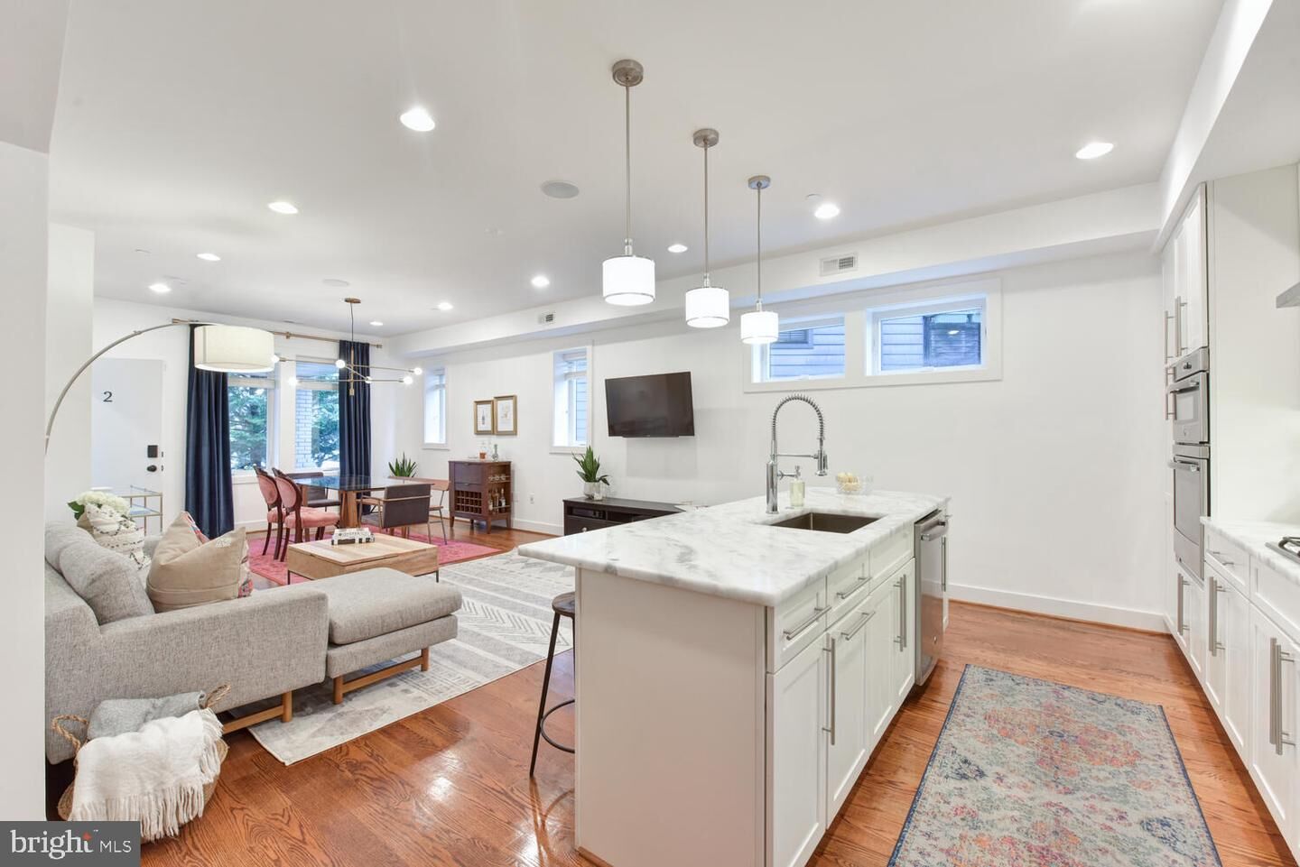 Property Photo:  15 Grant Circle NW 2  DC 20011 