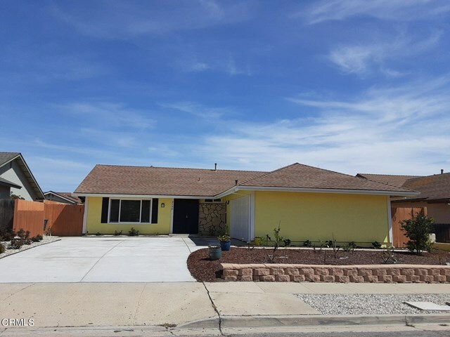 Property Photo:  2190 Mandrill Avenue  CA 93003 