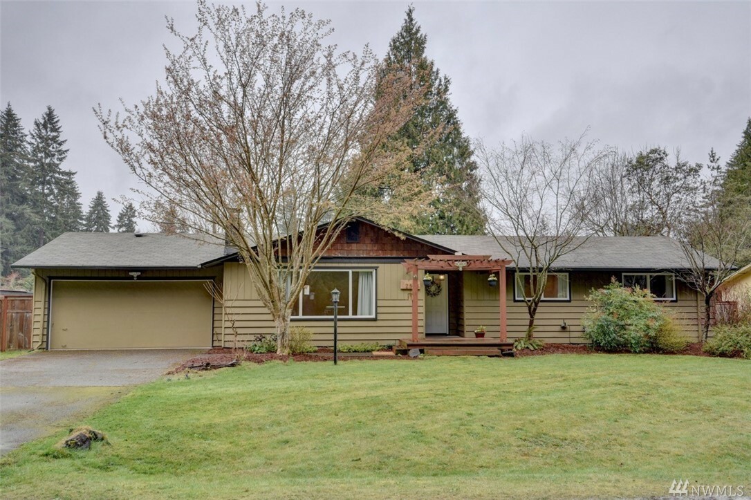 Property Photo: 2513 Hicks Lake Rd SE WA 98503