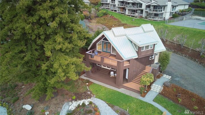 3201 Black Walnut Lane NE  Bremerton WA 98310 photo