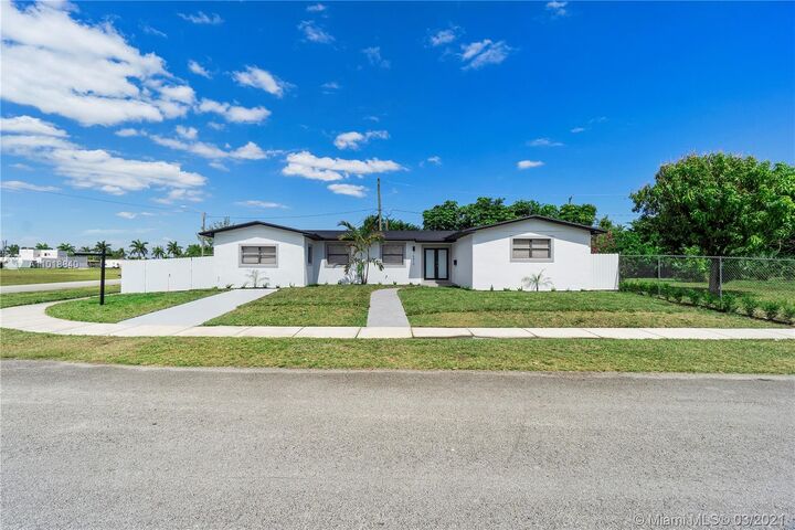 14815 Louis St  Miami FL 33176 photo