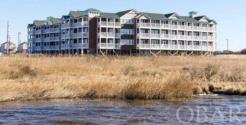 Property Photo:  107 W Gray Eagle Street Unit 101  NC 27959 