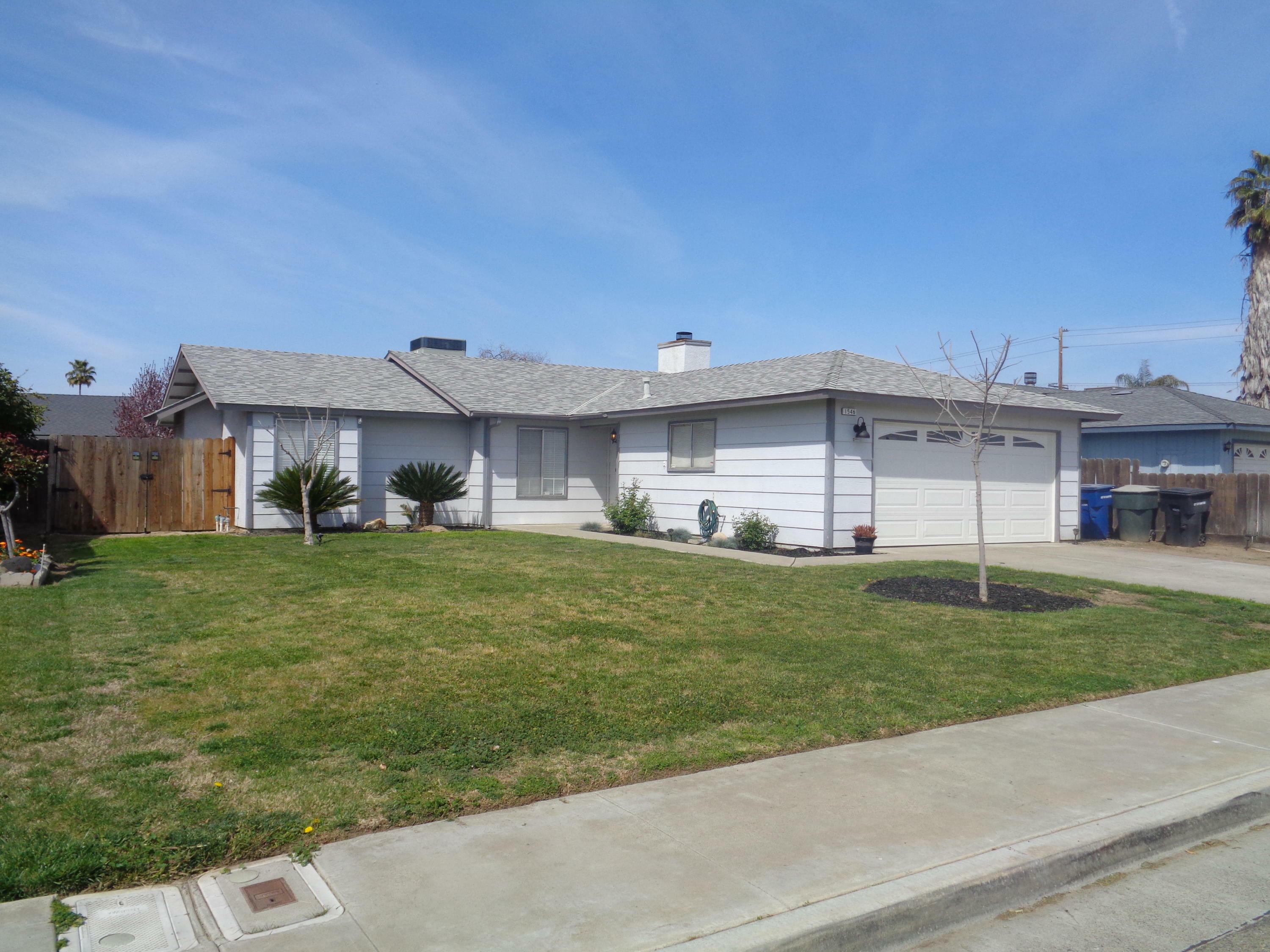 1546 9 1/4 Avenue  Hanford CA 93230 photo