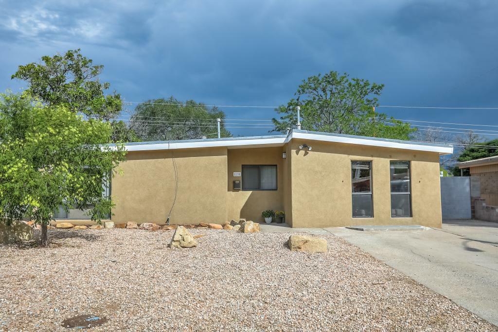 Property Photo:  1130 Propps Street NE  NM 87112 