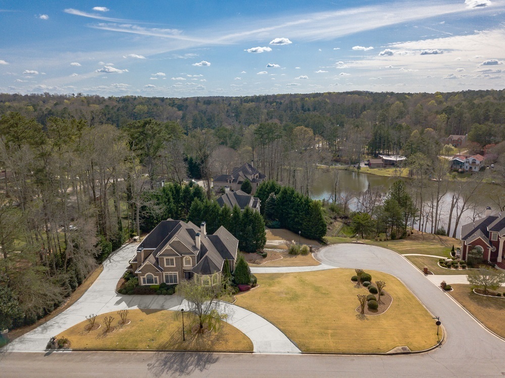 Property Photo:  1427 Scotland Road SW  GA 30331 