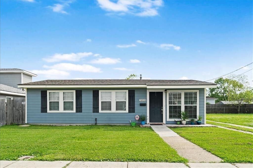 Property Photo: 3209 Hero Drive LA 70053