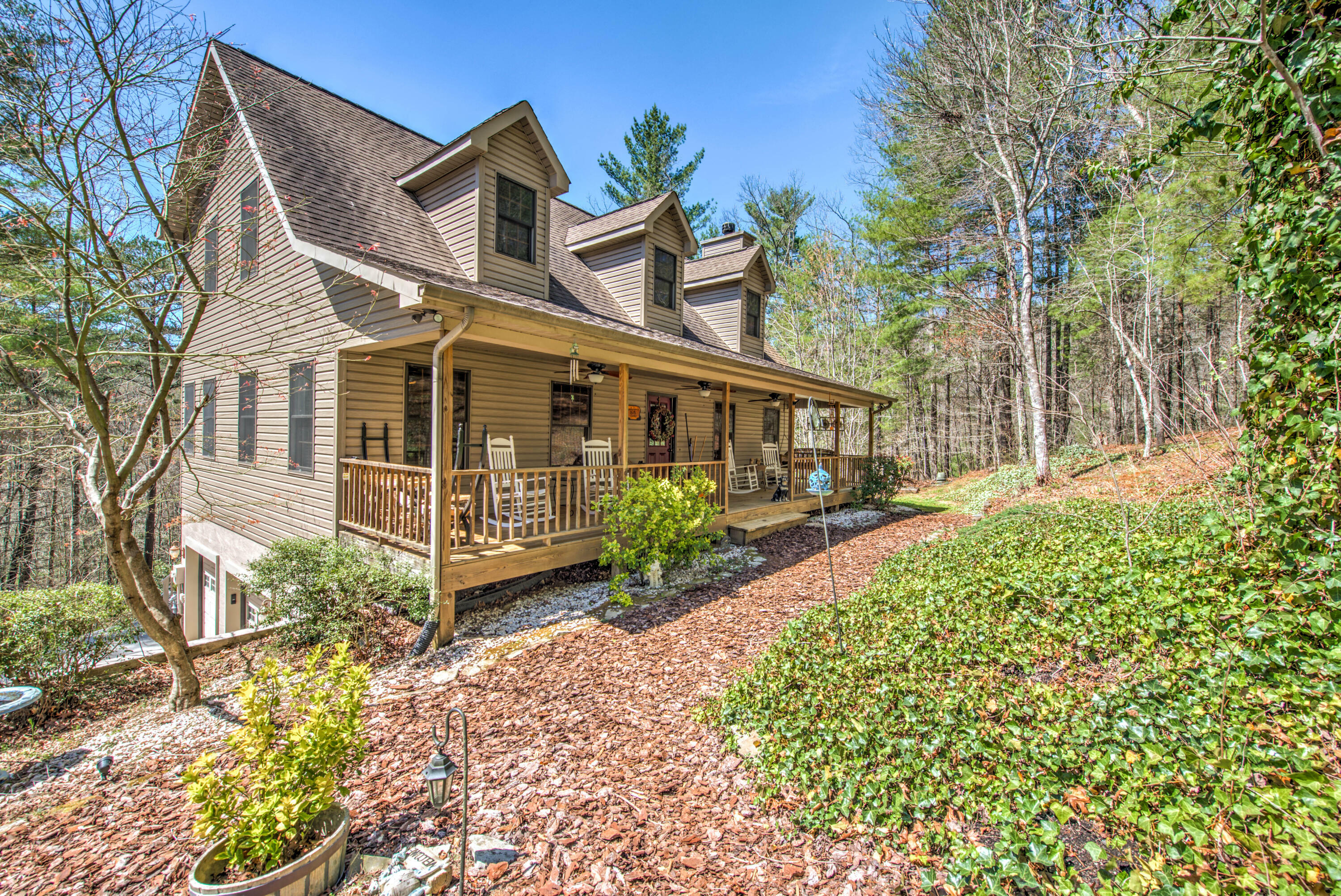 Property Photo:  1940 Fox Trail Rd  TN 37886 