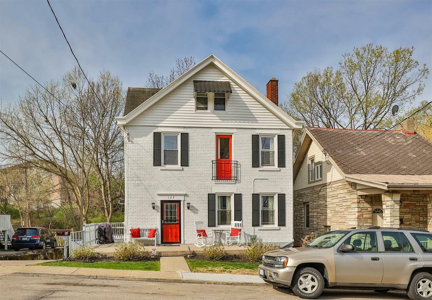 Property Photo: 123 Church St OH 45217