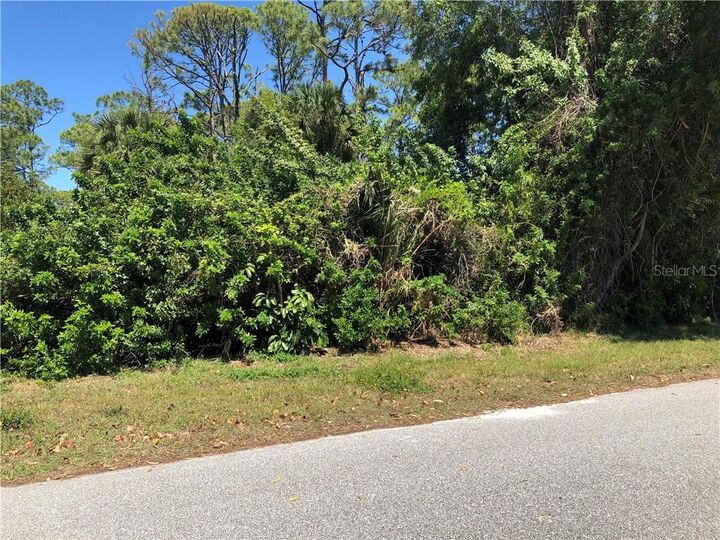 Property Photo:  5069 Duprell Terrace  FL 33981 