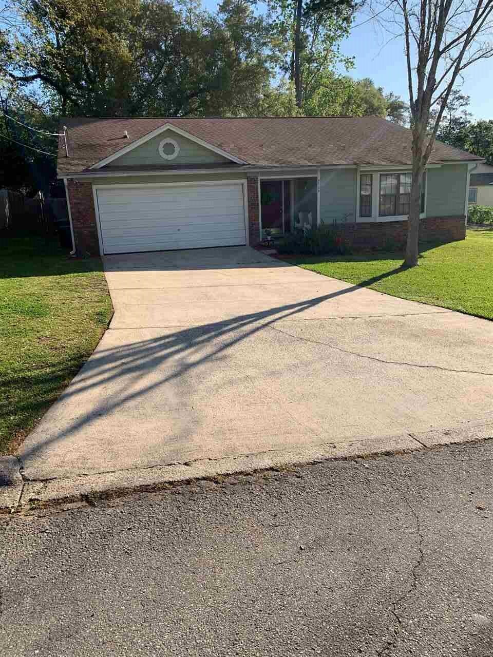 Property Photo:  2504 Bluebell Place  FL 32308 