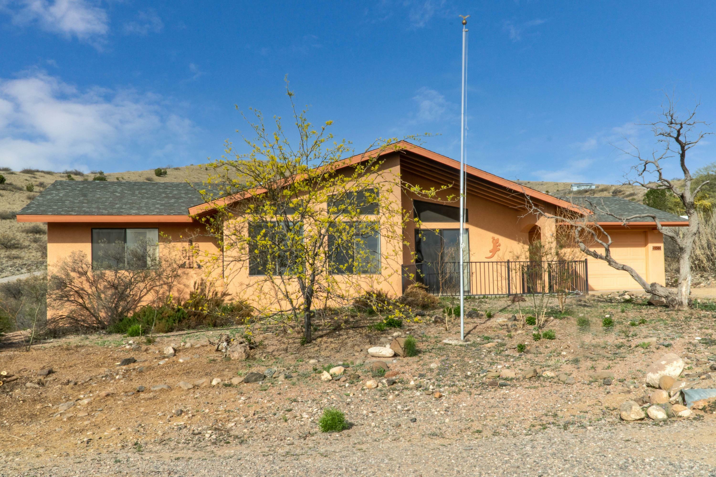 Property Photo:  1560 Shiloh Tr  AZ 86324 