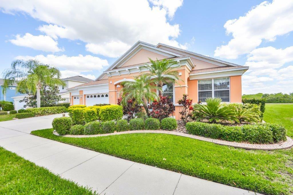 Property Photo:  5237 Moon Shell Drive  FL 33572 