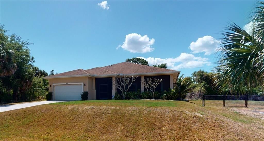 Property Photo: 11905 Florence Avenue FL 33981