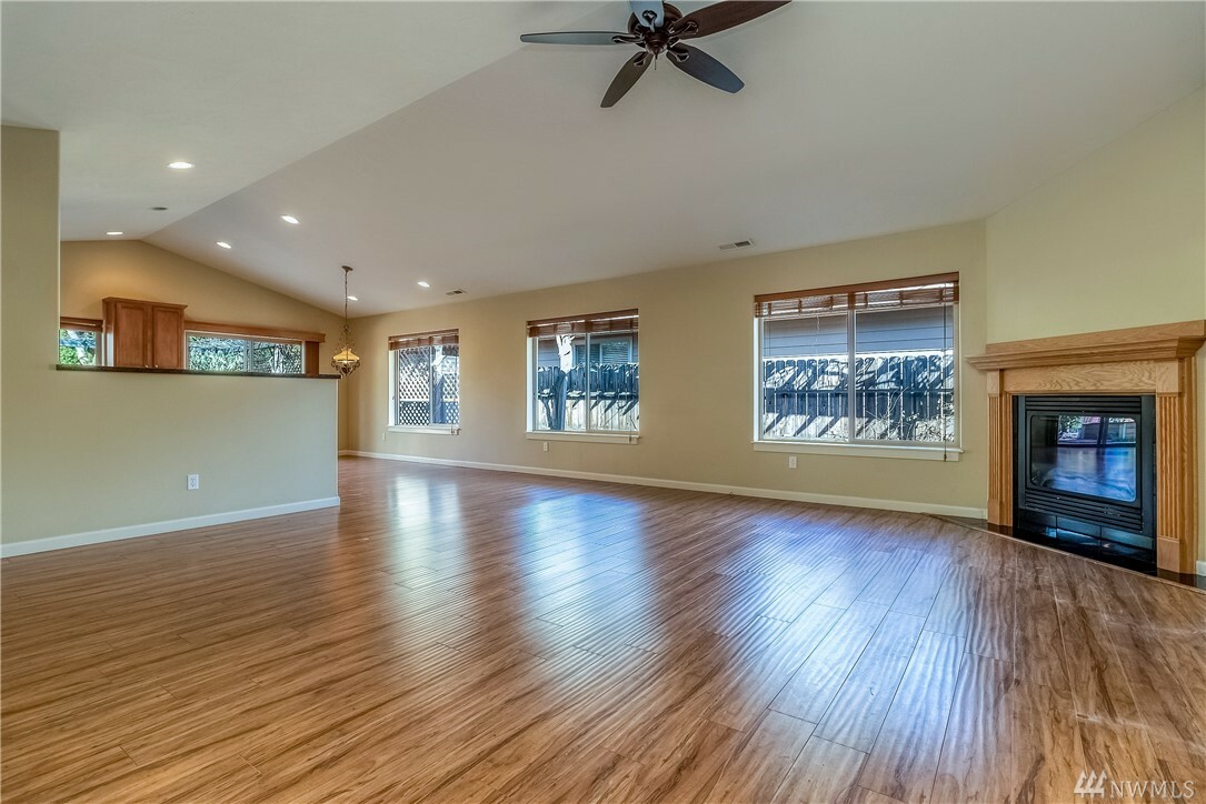 Property Photo:  1745 Kobe Ct  WA 99362 